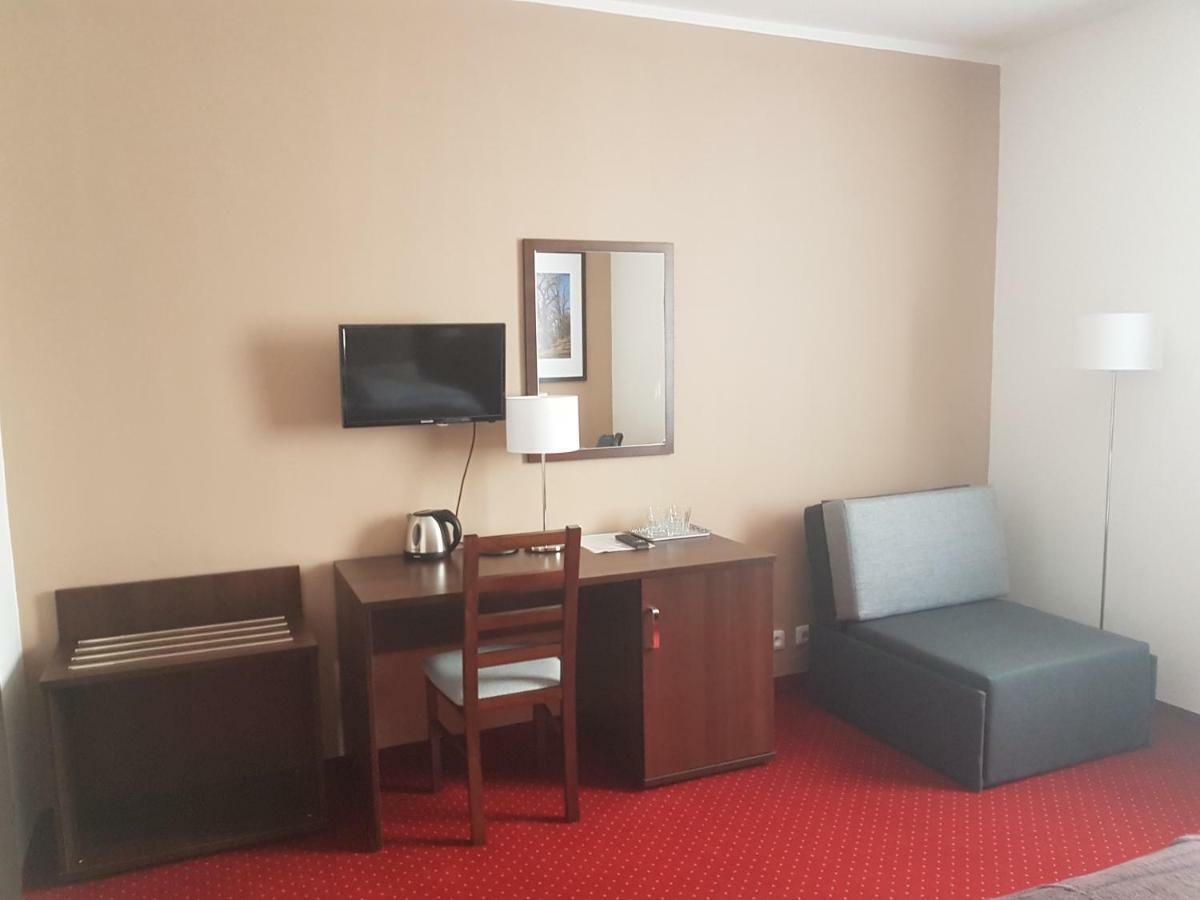 Wellness Hotel Harmonie Trebon Ngoại thất bức ảnh
