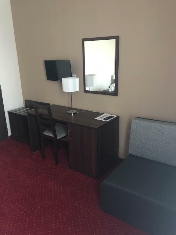 Wellness Hotel Harmonie Trebon Ngoại thất bức ảnh