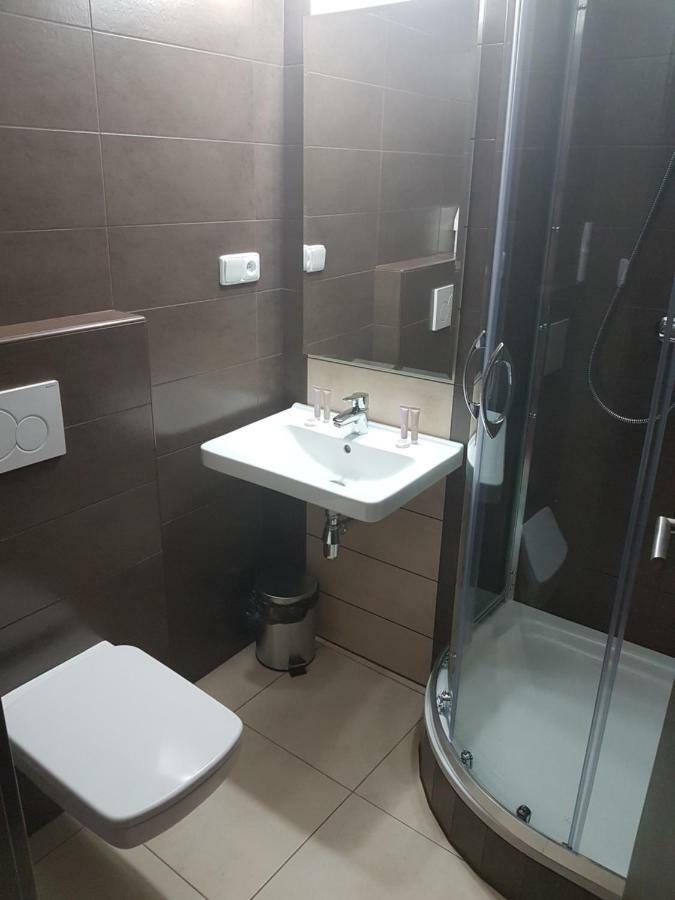 Wellness Hotel Harmonie Trebon Ngoại thất bức ảnh